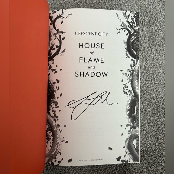 Sarah J. Maas - Crescent City book 3 House of Flame and Shadow DIGITALLY SIGNED - Picture 2 of 2